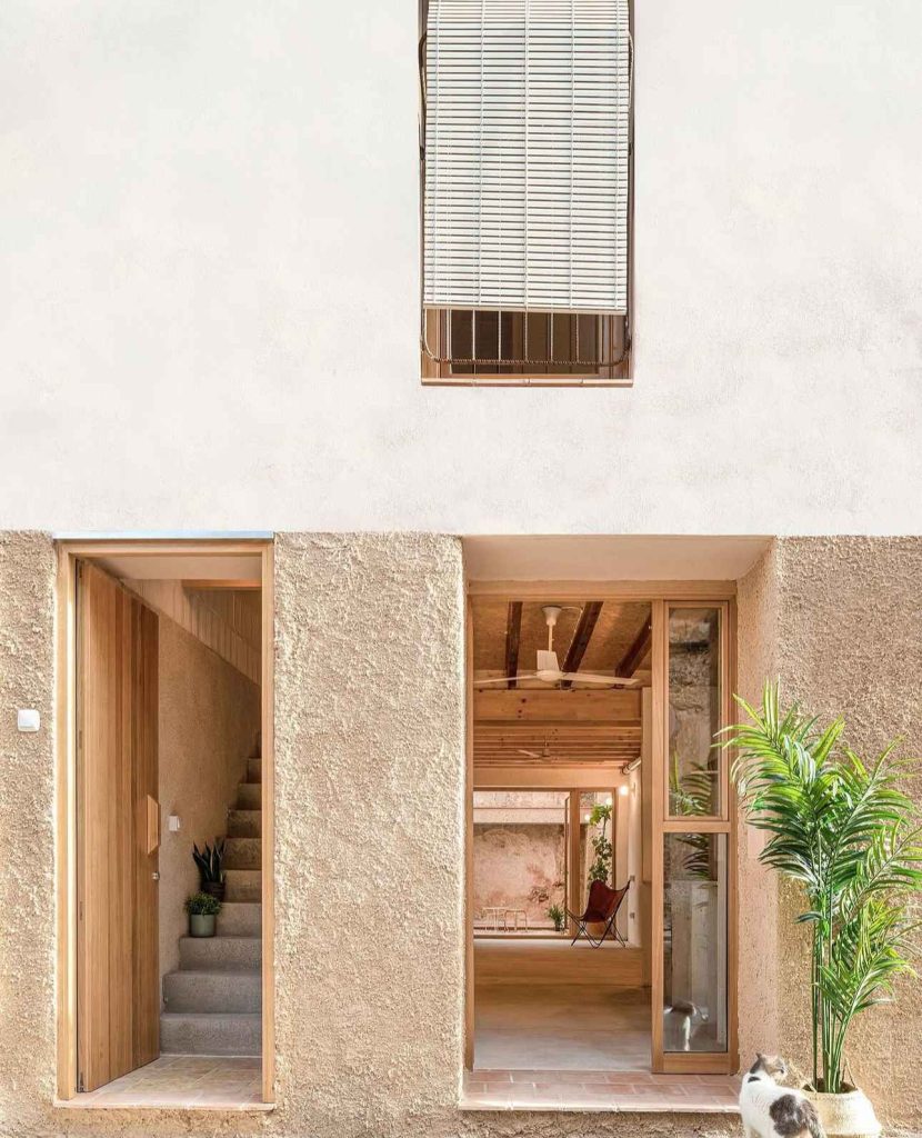 Natural lime mortar applied to a building exterior.